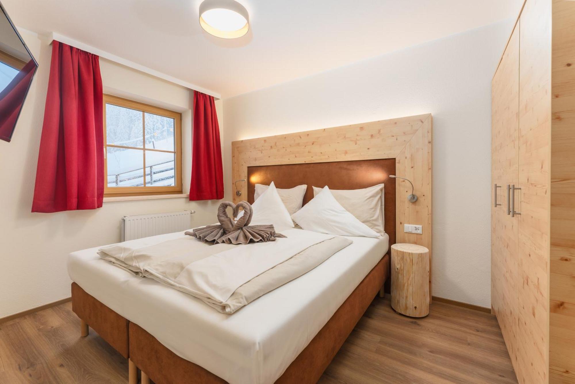 צל-אם-זי Berghotel Jaga-Alm מראה חיצוני תמונה