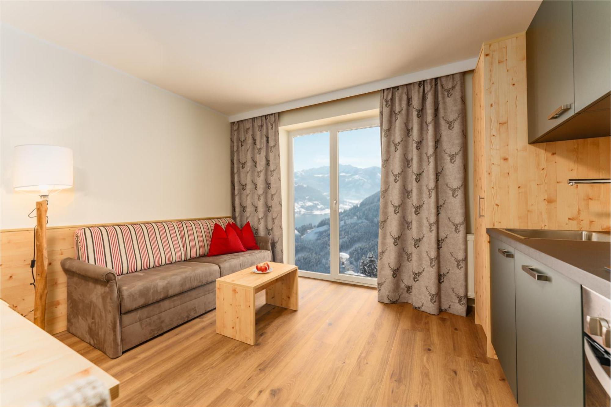 צל-אם-זי Berghotel Jaga-Alm מראה חיצוני תמונה