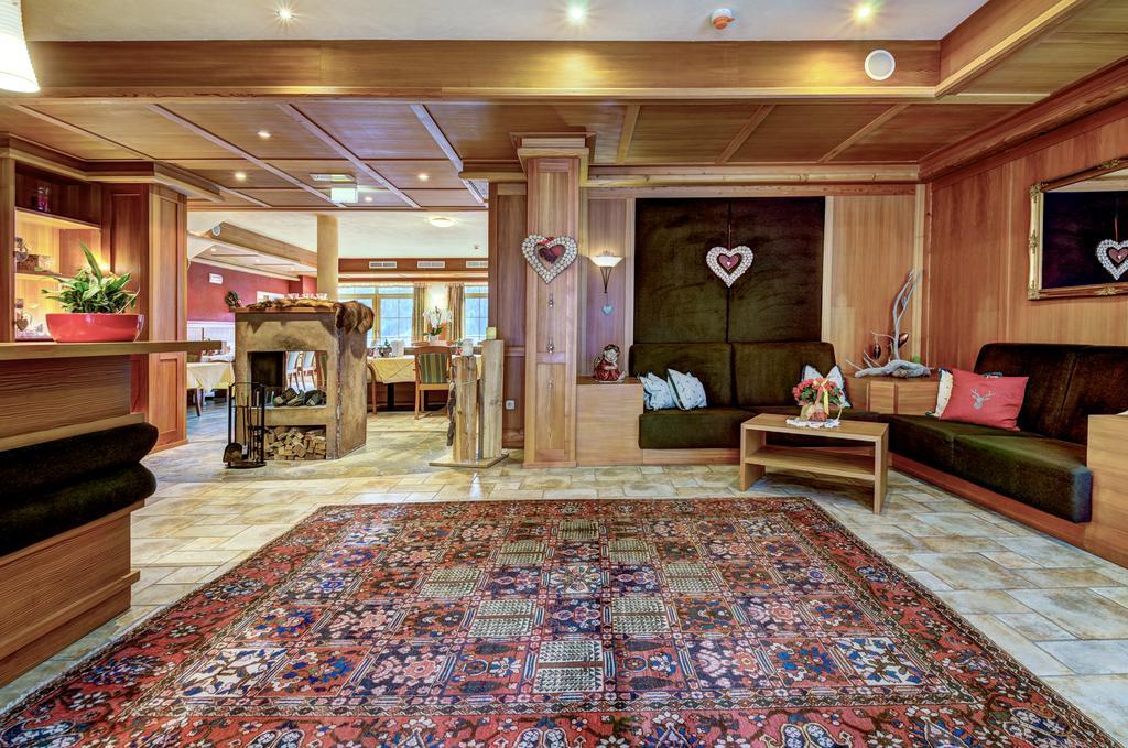 צל-אם-זי Berghotel Jaga-Alm מראה חיצוני תמונה